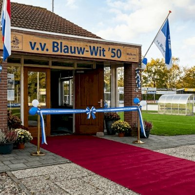 Header afbeelding voor Gift of zakelijke donatie: wat past bij jou?